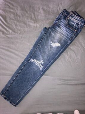 American Eagle Outfitters Distressed Blue Denim Jeans